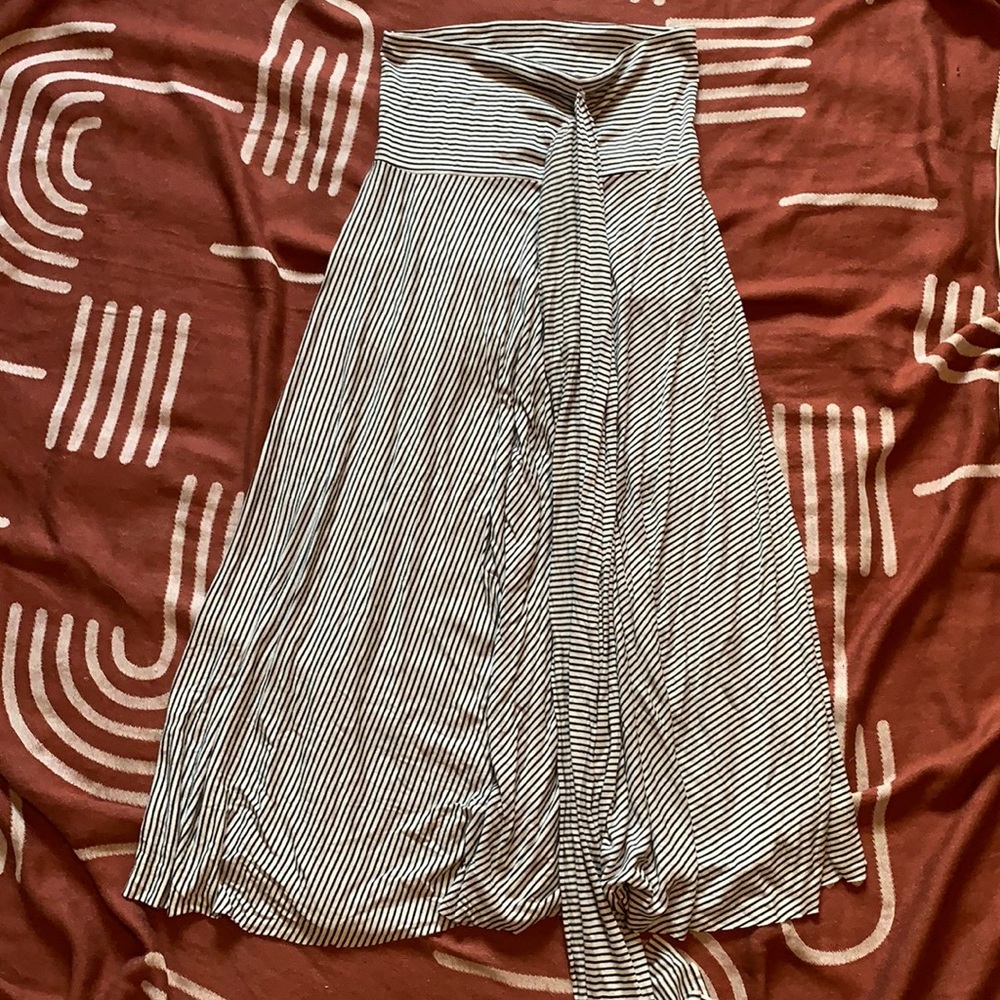 Elan Striped Stretchy Maxi Dress